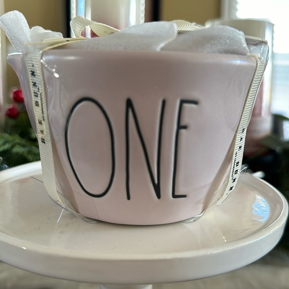 Rae Dunn Lilac measuring cups